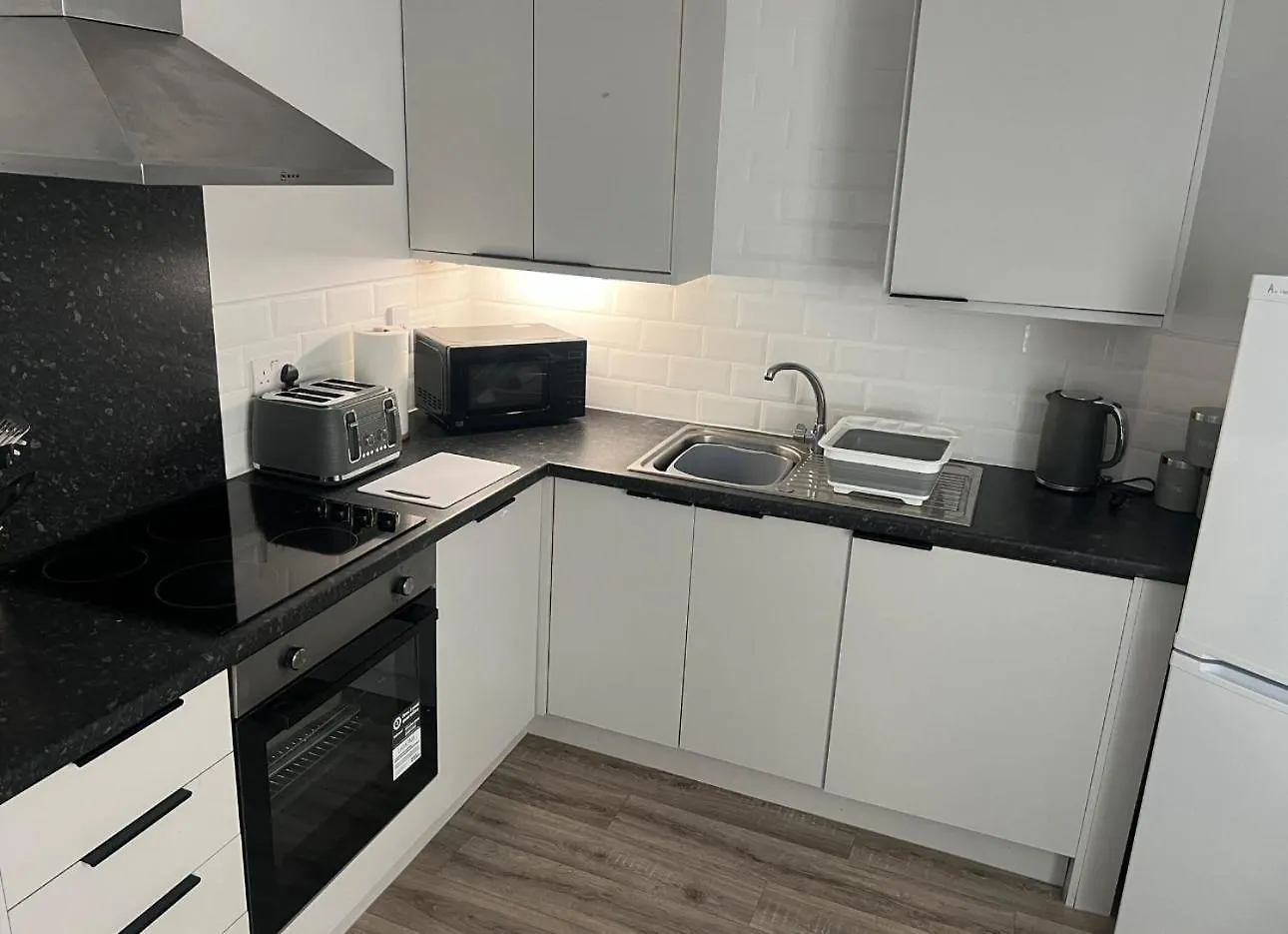City Centre Apartment 2 Cardiff